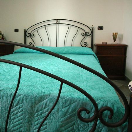 Timeless Villa In Cagli With Garden And Swimming Pool 外观 照片