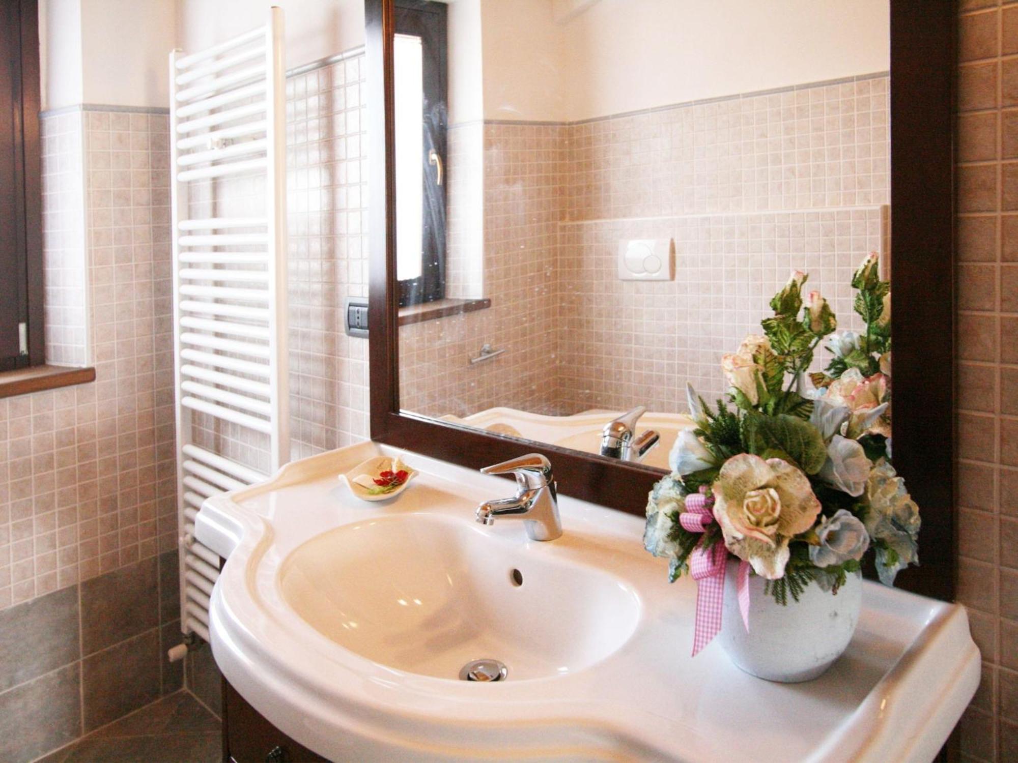 Timeless Villa In Cagli With Garden And Swimming Pool 外观 照片